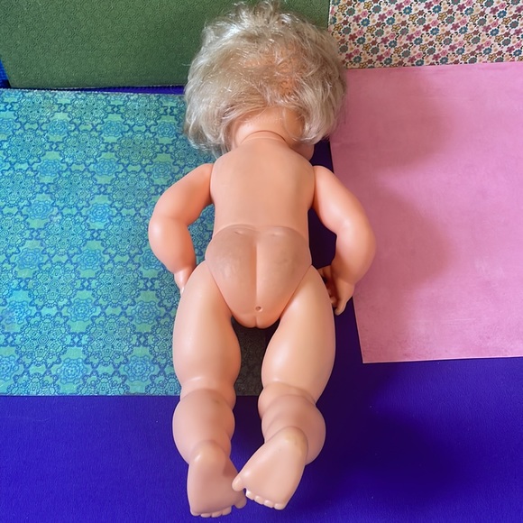 💙Vintage Regal Doll 15” tall Made in Canada - Picture 6 of 10